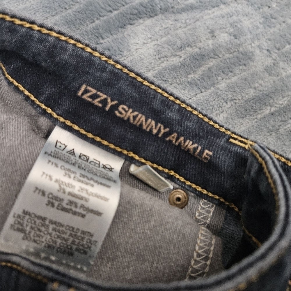 Michael Kors Izzy Skinny Ankle Jeans! - Picture 6 of 9